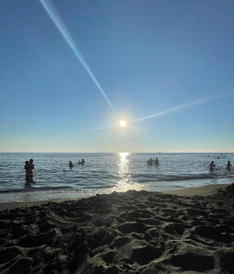 Del Mar Hotel Уреки Екстериор снимка